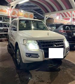 ميتسوبيشي باجيرو